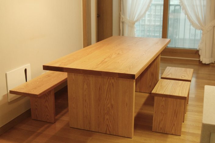 直  _ Table